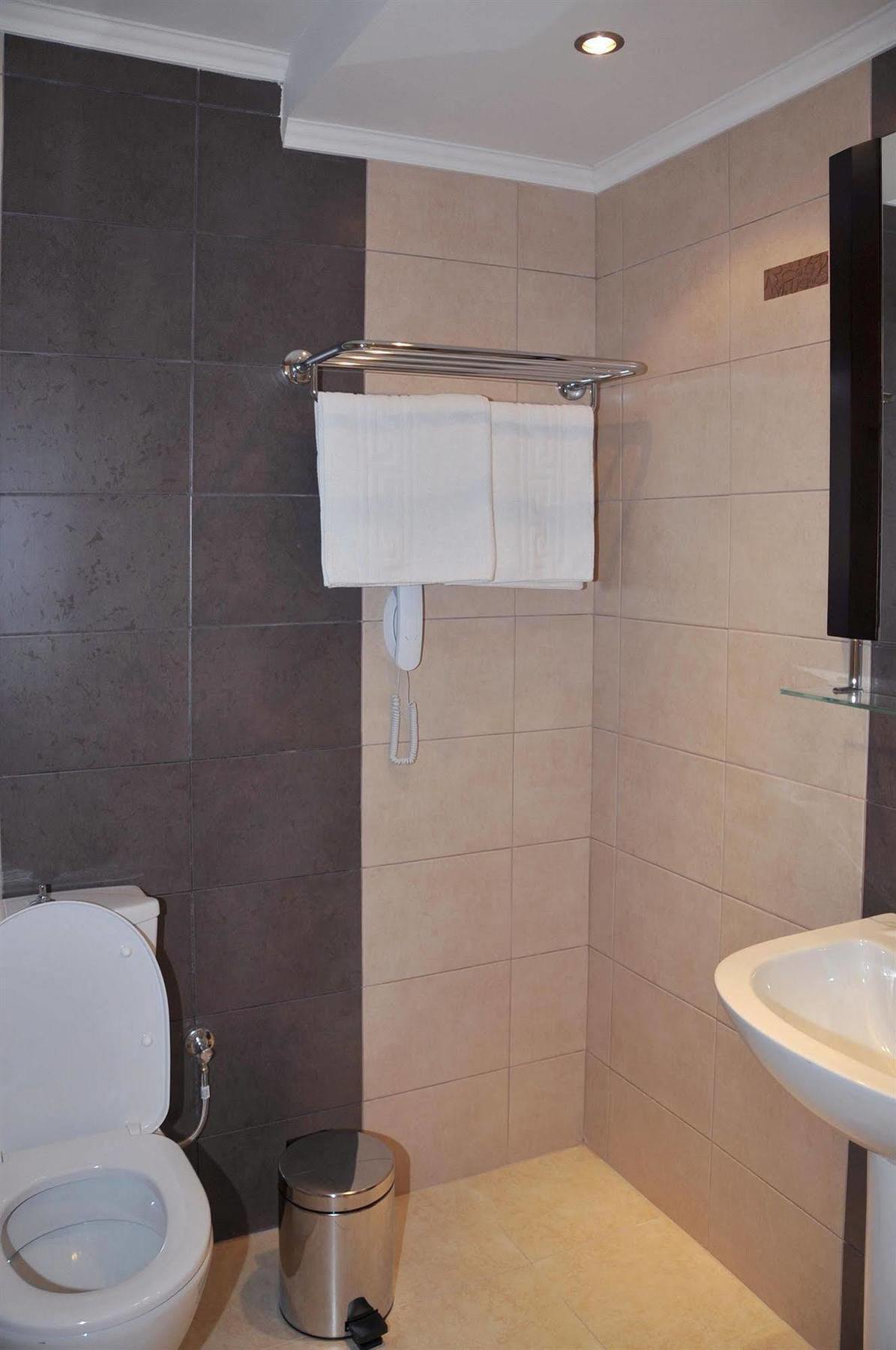 Emerald Hotel Kremasztí Kültér fotó